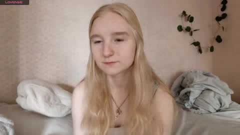 Laura online show from 05.25.26