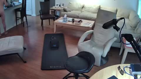 glennbitch online show from 12.25.24