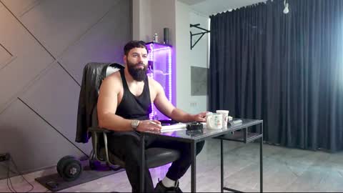 Snapshot of glennmasters chatting on 12.17.24 Matthew .. for short call me Matt online show from 12.17.24