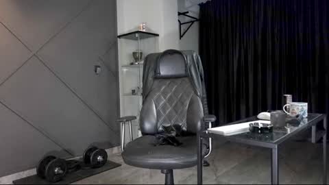 Snapshot of glennmasters chatting on 12.28.24 Matthew .. for short call me Matt online show from 12.28.24