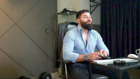 Snapshot of glennmasters chatting on 12.28.24 Matthew .. for short call me Matt online show from 12.28.24