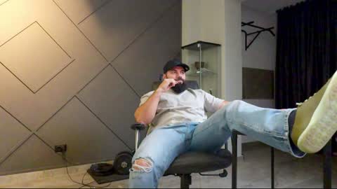 Snapshot of glennmasters chatting on 01.27.25 Matthew .. for short call me Matt online show from 01.27.25