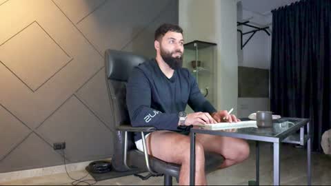 Snapshot of glennmasters chatting on 01.27.25 Matthew .. for short call me Matt online show from 01.27.25