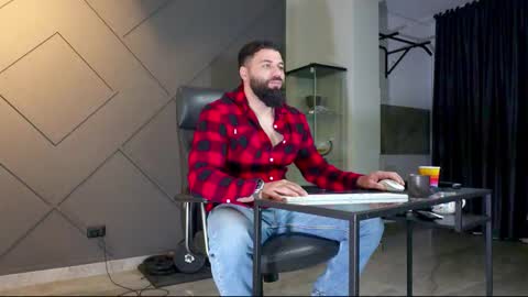 Snapshot of glennmasters chatting on 02.09.25 Matthew .. for short call me Matt online show from 02.09.25