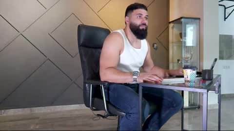 Snapshot of glennmasters chatting on 02.16.25 Matthew .. for short call me Matt online show from 02.16.25