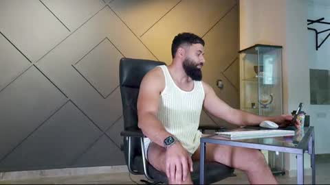 Snapshot of glennmasters chatting on 02.16.25 Matthew .. for short call me Matt online show from 02.16.25