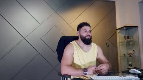 Snapshot of glennmasters chatting on 02.25.25 Matthew .. for short call me Matt online show from 02.25.25