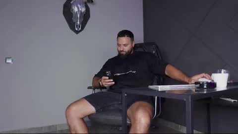 Snapshot of glennmasters chatting on 09.14.25 Matthew .. for short call me Matt online show from 09.14.25