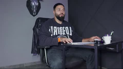 Snapshot of glennmasters chatting on 09.16.25 Matthew .. for short call me Matt online show from 09.16.25