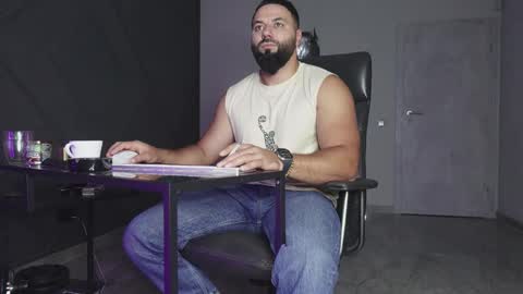 Snapshot of glennmasters chatting on 10.01.25 Matthew .. for short call me Matt online show from 10.01.25