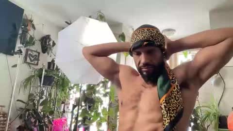 Snapshot of globalmovement chatting on 02.23.26 globalmovement online show from 02.23.26