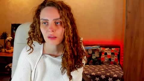 Gloria Wood online show from 12.11.24