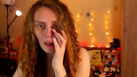 Gloria Wood online show from 12.25.24