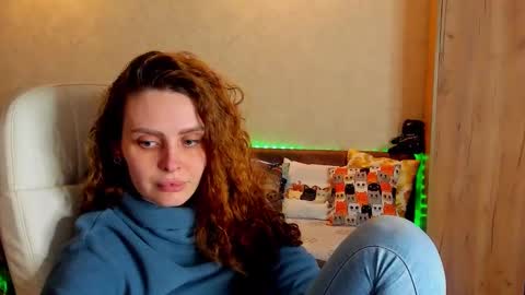 Gloria Wood online show from 02.02.25