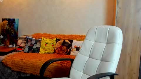 Gloria Wood online show from 05.15.26