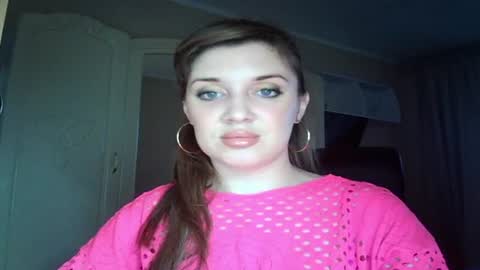 Snapshot of gloriashine chatting on 03.11.25 gloriashine online show from 03.11.25