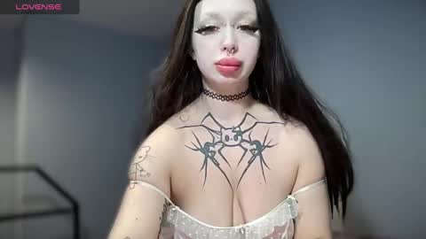 Snapshot of gloryaaaa chatting on 12.21.24 I want to make you happy and lovense  online show from 12.21.24