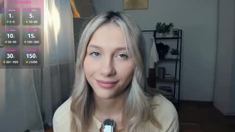 Snapshot of glossybabe_ chatting on 11.26.25 Cherry online show from 11.26.25