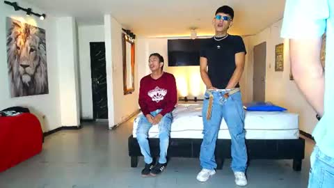 THOMAS AND DAMIAND online show from 08.02.26