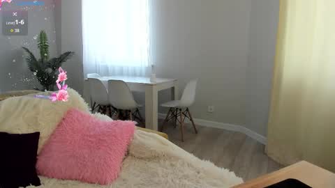 Lina online show from 03.18.26