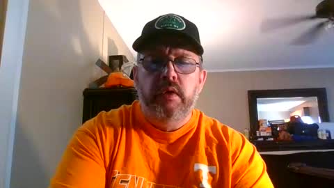 Snapshot of gobey33 chatting on 09.29.25 IDKIDCIDGAF online show from 09.29.25