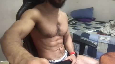 Snapshot of god_hunkules chatting on 01.10.25 god hunkules online show from 01.10.25