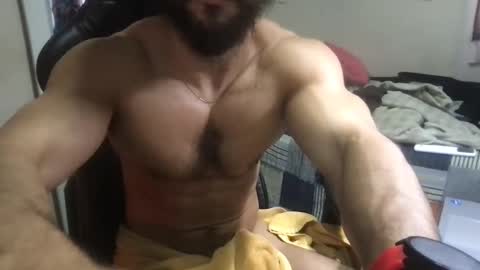 Snapshot of god_hunkules chatting on 01.17.25 god hunkules online show from 01.17.25