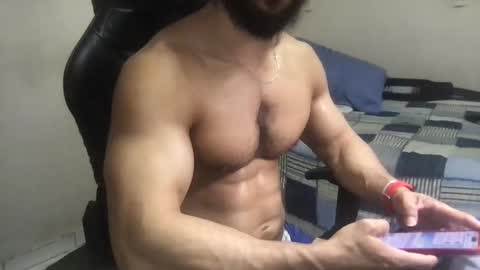 Snapshot of god_hunkules chatting on 01.19.25 god hunkules online show from 01.19.25