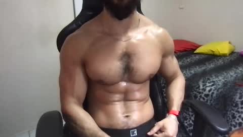 Snapshot of god_hunkules chatting on 02.07.25 god hunkules online show from 02.07.25