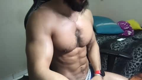 Snapshot of god_hunkules chatting on 02.11.25 god hunkules online show from 02.11.25