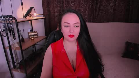 Snapshot of goddess__anna chatting on 11.17.25 GoddeSS ANNA online show from 11.17.25