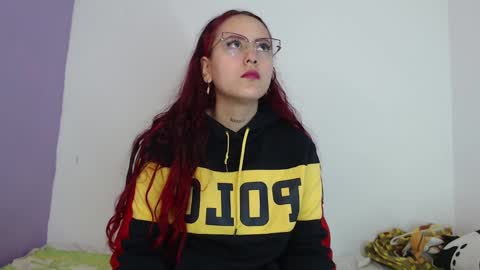 Snapshot of goddess_allison chatting on 01.21.25 goddess_allison online show from 01.21.25