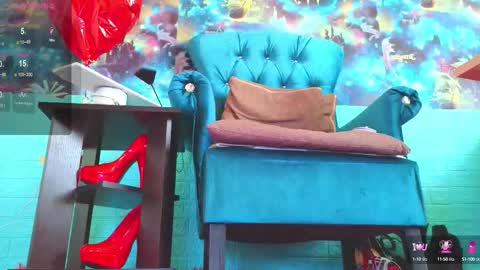 Snapshot of goddess_isabella11 chatting on 09.17.25 Mrs. Isabella online show from 09.17.25