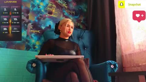 Mrs. Isabella online show from 11.14.25