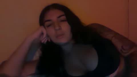 Snapshot of goddess_madii chatting on 10.21.25 Madii online show from 10.21.25