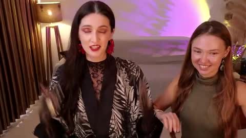  330 UTC2 girls   online show from 04.26.26