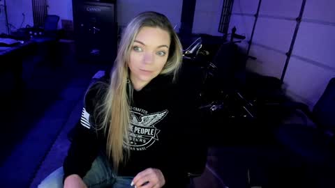 Snapshot of goddess_of_mars chatting on 12.03.24 Patricia Mars Goddess of Mars twitter thegoddessmindy online show from 12.03.24