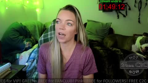 Snapshot of goddess_of_mars chatting on 12.12.24 Patricia Mars Goddess of Mars twitter thegoddessmindy online show from 12.12.24