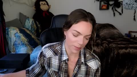 Snapshot of goddess_of_mars chatting on 01.29.25 Patricia Mars Goddess of Mars twitter thegoddessmindy online show from 01.29.25