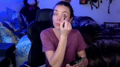 Snapshot of goddess_of_mars chatting on 01.30.25 Patricia Mars Goddess of Mars twitter thegoddessmindy online show from 01.30.25