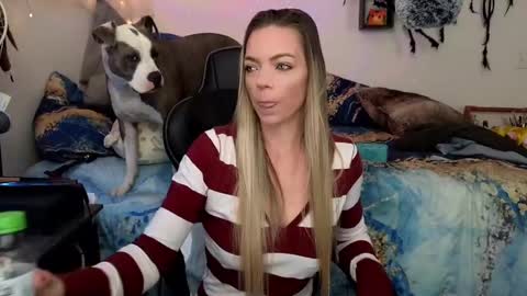 Snapshot of goddess_of_mars chatting on 02.20.25 Patricia Mars Goddess of Mars twitter thegoddessmindy online show from 02.20.25