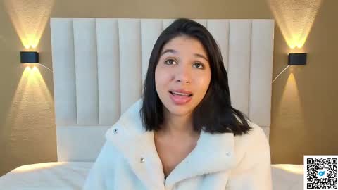 Snapshot of goddess_saori chatting on 11.18.25 Saori online show from 11.18.25