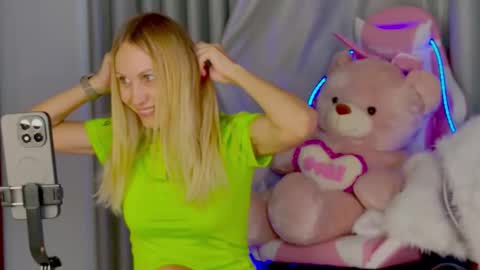 Katarina online show from 11.05.25