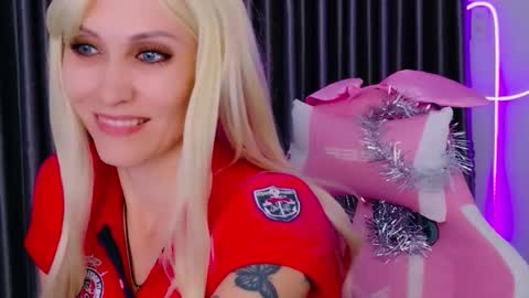 Snapshot of goddess_stars chatting on 02.05.26 Katarina online show from 02.05.26