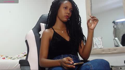 Snapshot of goddess_valen chatting on 11.13.25 goddess_valen online show from 11.13.25