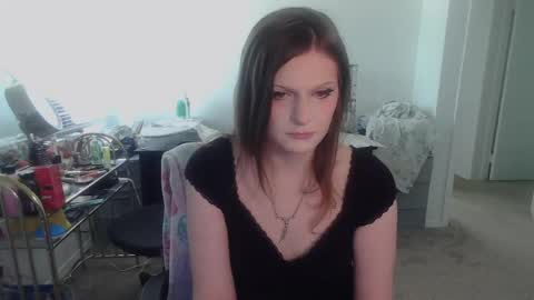 Goddess of Insanity online show from 04.23.26