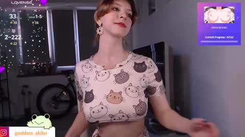 Akiko online show from 02.10.25