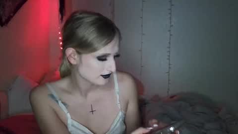 goddessalison online show from 01.10.26