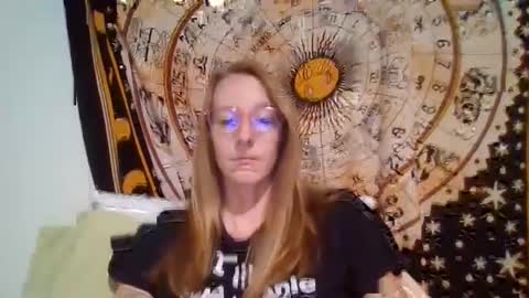 Snapshot of goddesschloexo chatting on 09.30.25 GoddessChloexo online show from 09.30.25