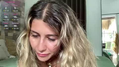 Snapshot of goddessdove chatting on 02.02.26 GoddessDove online show from 02.02.26